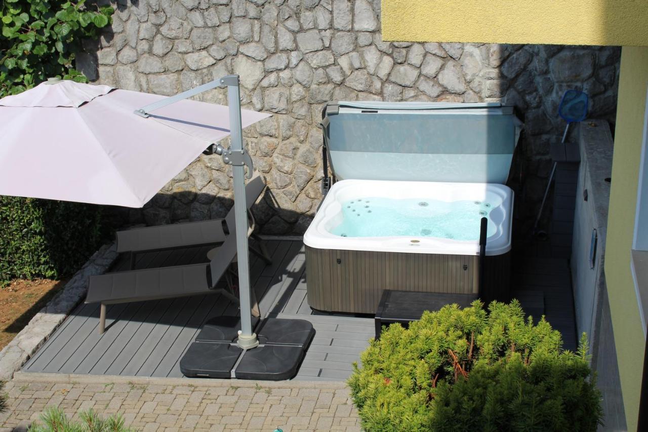 Apartmani Bilic 카스타브 외부 사진